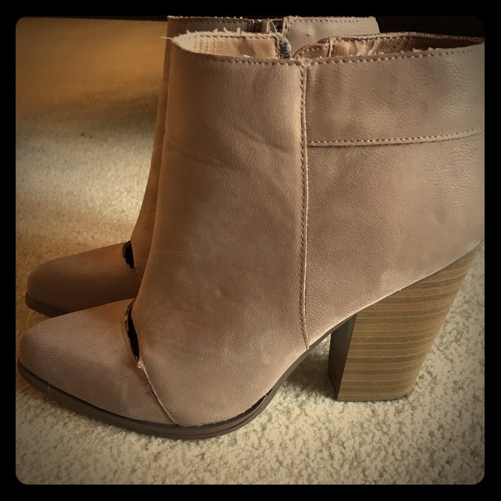 🔥JustFab🔥 booties